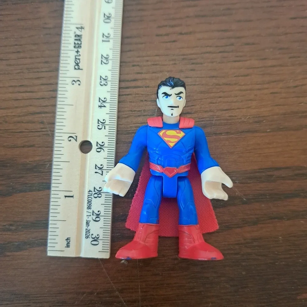 Fisher-Price Imaginext DC Super Friends Superman Action Figure with Red Cape